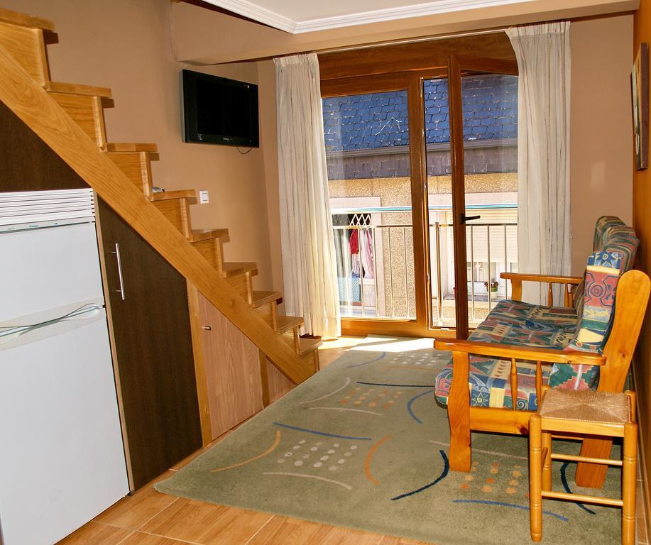 Apartamentos Barrosa II Portonovo Pokoj fotografie