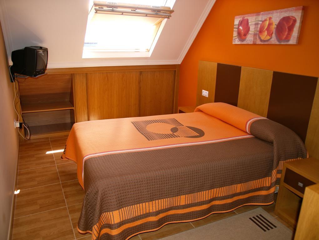 Apartamentos Barrosa II Portonovo Pokoj fotografie