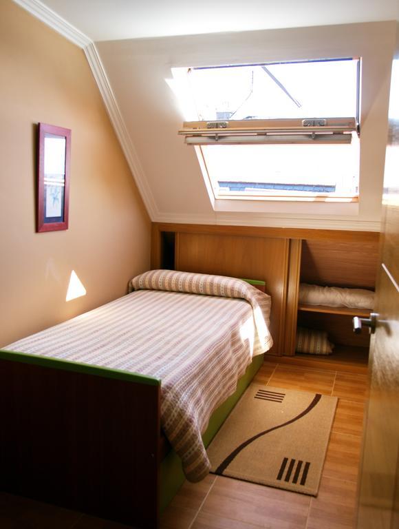 Apartamentos Barrosa II Portonovo Pokoj fotografie
